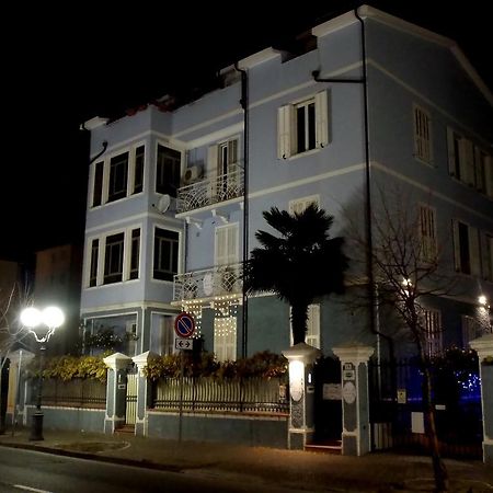 B&B Elisir Албенга Екстериор снимка