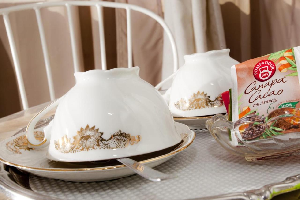 B&B Elisir Албенга Екстериор снимка