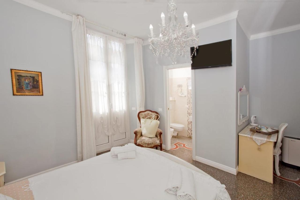 B&B Elisir Албенга Екстериор снимка
