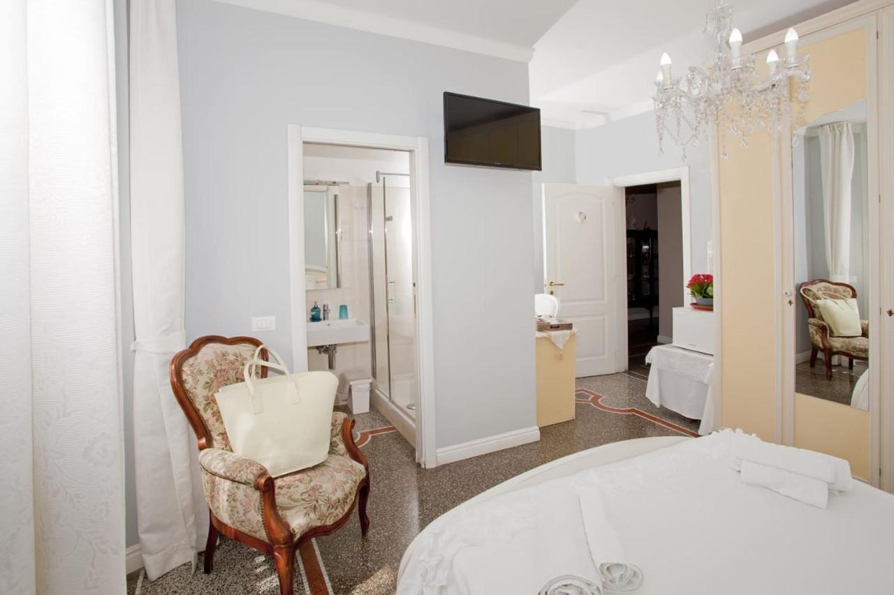 B&B Elisir Албенга Екстериор снимка