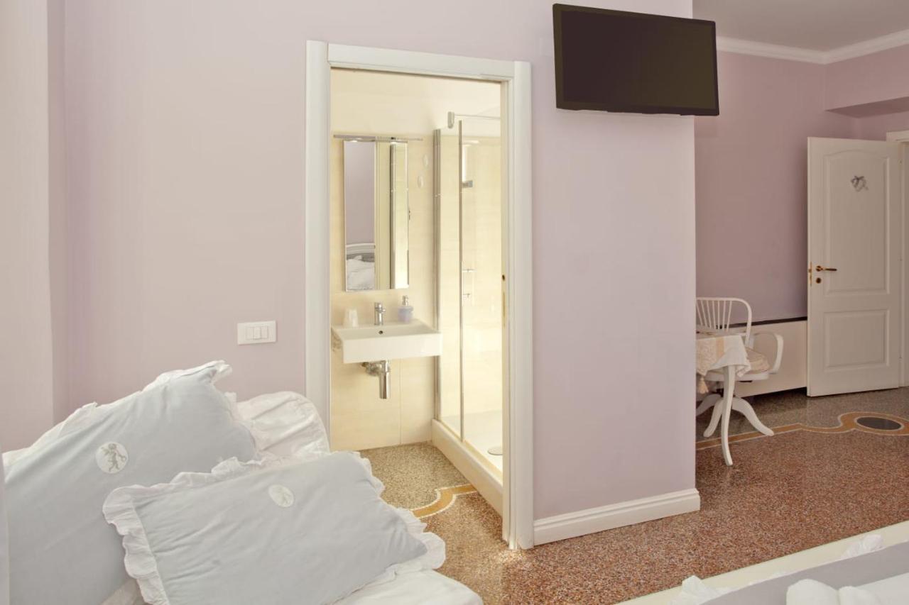 B&B Elisir Албенга Екстериор снимка