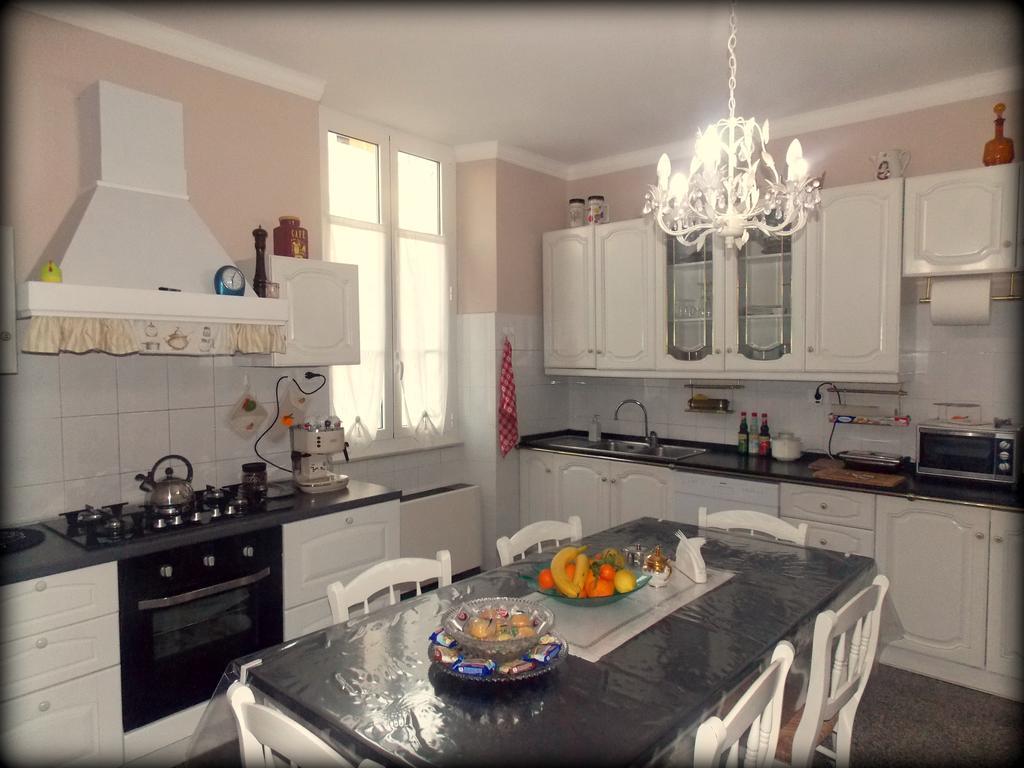 B&B Elisir Албенга Екстериор снимка